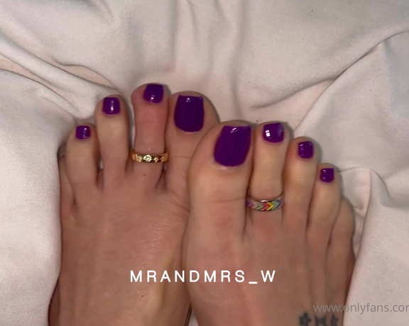 MrandMrs_W aka Mrandmrs_w OnlyFans - Pretty purple