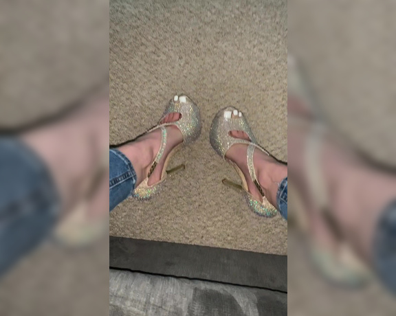 MrandMrs_W aka Mrandmrs_w OnlyFans - Mr W bought me some new heels today Who wants to see him christen them