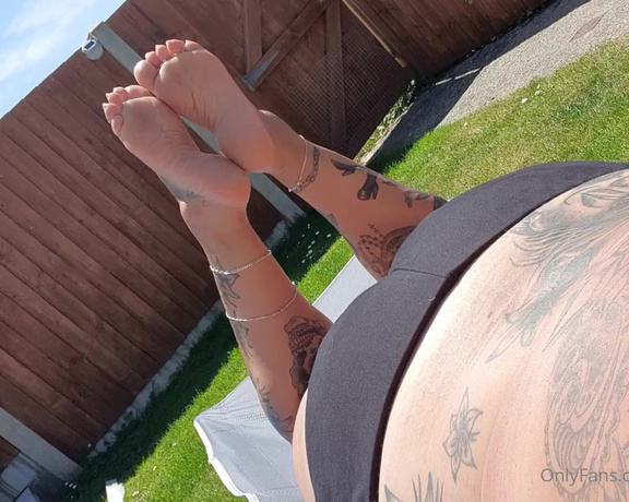 MsMaddy aka Madsoles_1 OnlyFans - If you was my neighbour would you want to make friends