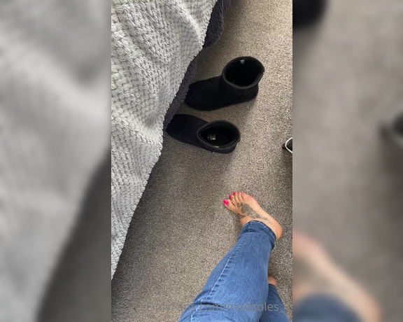 MsMaddy aka Madsoles_1 OnlyFans - Theyyyreee bacckkk Its a flats kinda day