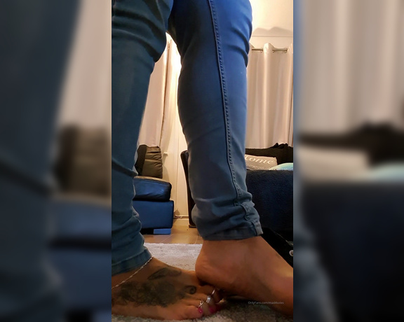 MsMaddy aka Madsoles_1 OnlyFans - Got some sweaty stinkers for you to indulge