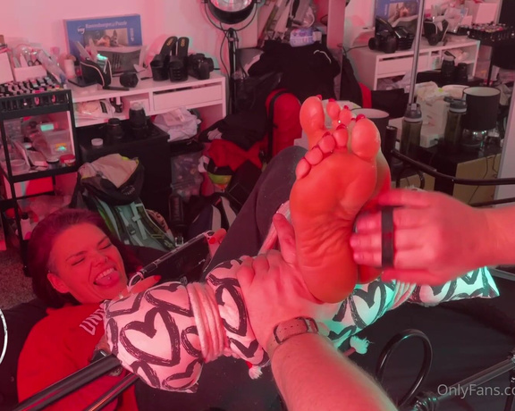 MsMaddy aka Madsoles_1 OnlyFans - When TickleHQ tried to grab my attention away from playing my switch! He even tied me up and tickled