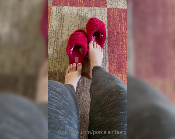 Porcelain Goddess aka Porcelainfeets OnlyFans - My ugg slippers are definitely well worn It’s about time for a new pair