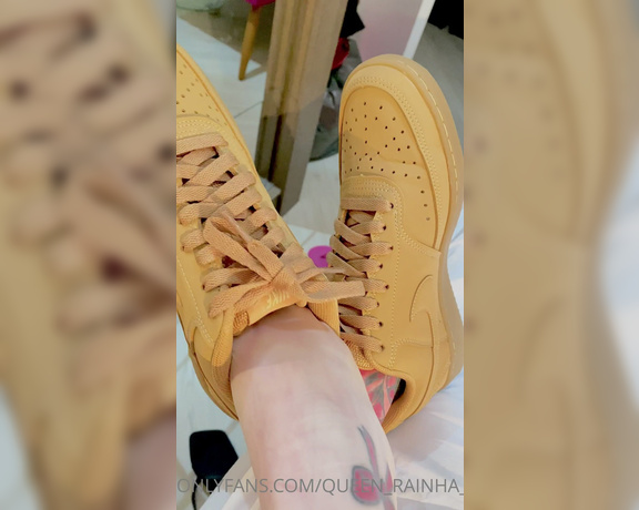 Queen Rainha aka Queen_rainha_ OnlyFans - Good Morning!!! With my new sneakers, a gift from a subscriber, and the new color Its very difficu