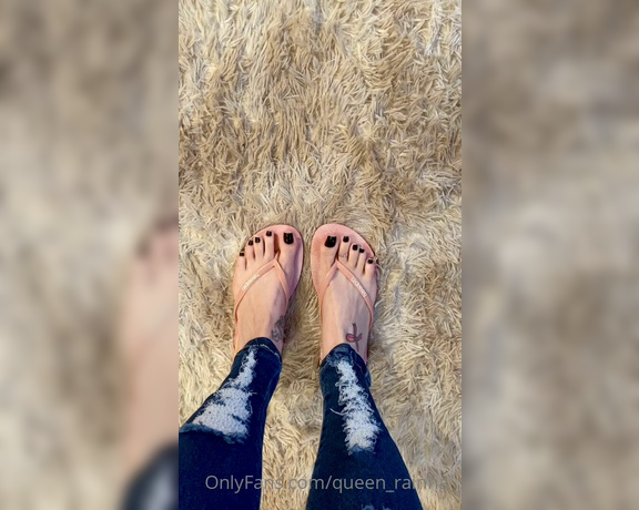 Queen Rainha aka Queen_rainha_ OnlyFans - I love my feet