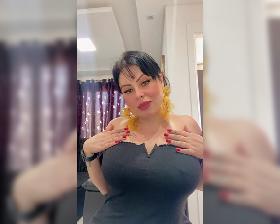 Queen Rainha aka Queen_rainha_ OnlyFans Video 359