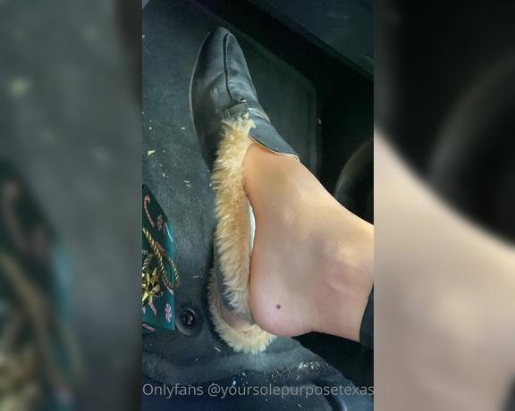 Sole Purpose Texas Feet aka Solepurposetexasofficial Onlyfans - Went camping and got my loafers sweaty and dirty Who wants to clean them up My truck is gonna need