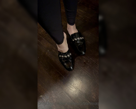 Sole Purpose Texas Feet aka Solepurposetexasofficial Onlyfans - Sweaty loafers