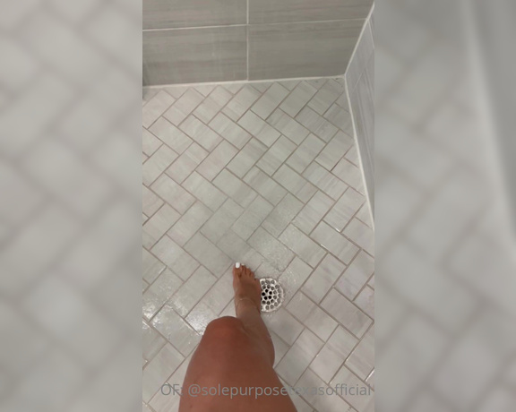 Sole Purpose Texas Feet aka Solepurposetexasofficial Onlyfans - Love the lighting in my new shower Lots of new content to cum!