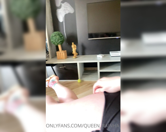 Queen Rainha aka Queen_rainha_ OnlyFans - First, get a massage Second, lick Third, cum on them I like hot fucking Primeiro, faz massagem