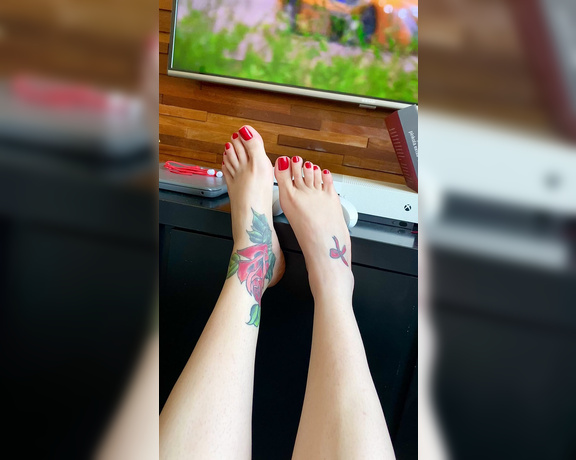 Queen Rainha aka Queen_rainha_ OnlyFans - My feet for youMeus ps para voc