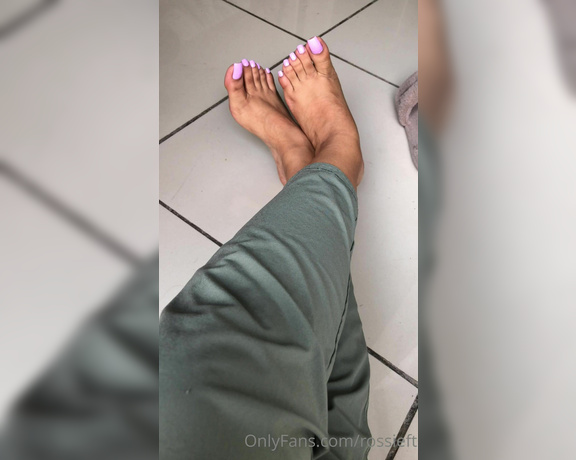 RossieM aka Rossieft OnlyFans - Sunlight makes the color look different, that big toe tho, the star of the show!