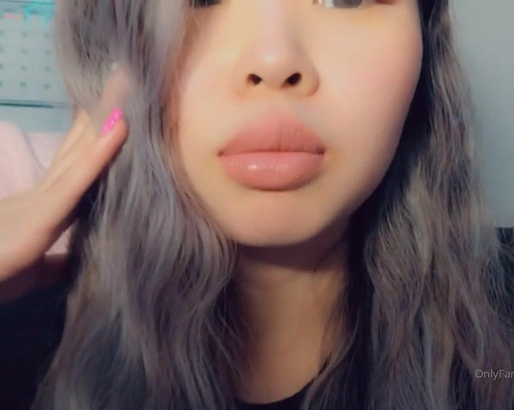 Tina aka Reigntina OnlyFans - My lips make you weak as fuck