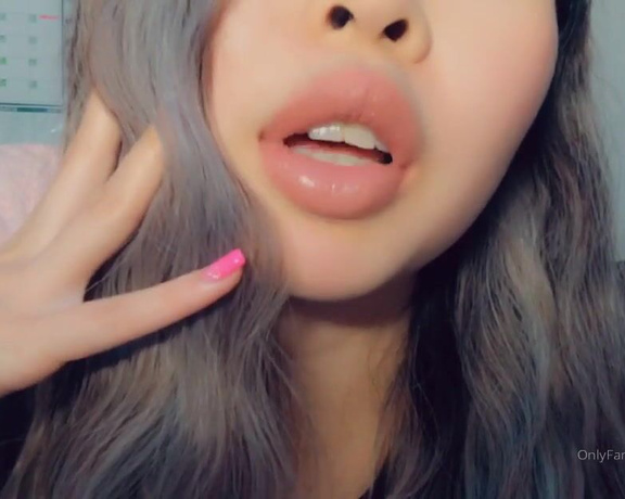 Tina aka Reigntina OnlyFans - My lips make you weak as fuck