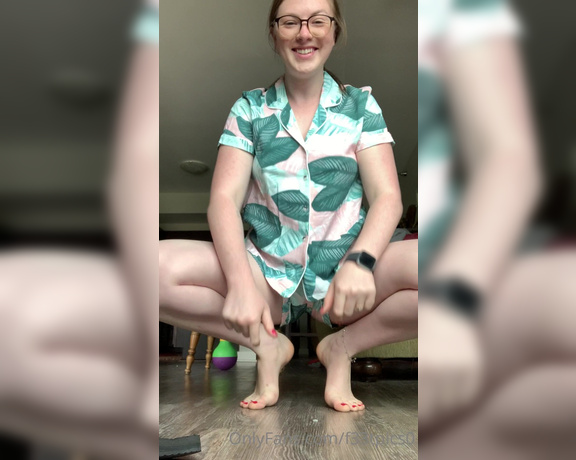 Freckled Feet aka Freckled_feet OnlyFans - Just playing around in my jammies! They make me feel so playful!