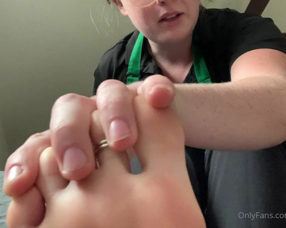 Freckled Feet aka Freckled_feet OnlyFans - You’re my little toe jam slave and I’m your barista mistress You get to say my toe jam as a little