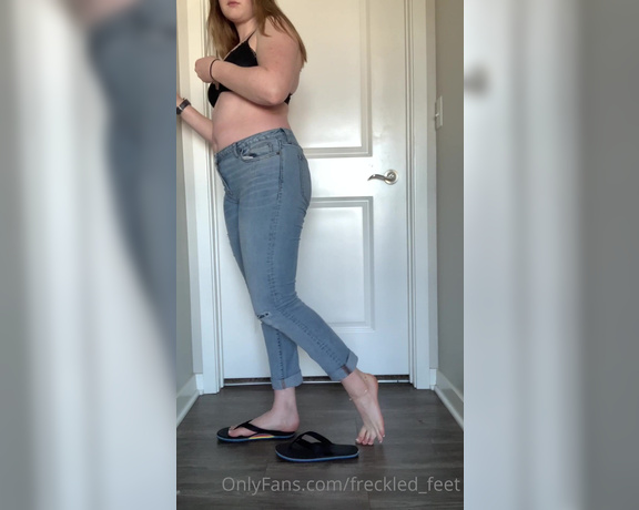 Freckled Feet aka Freckled_feet OnlyFans - Flip flop tease and shoe play