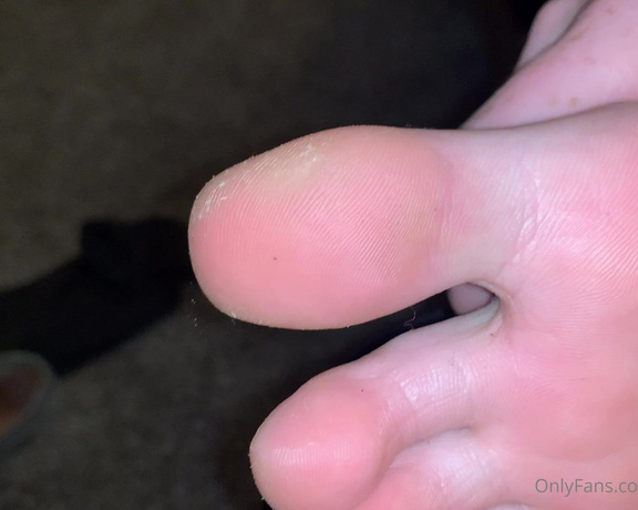Freckled Feet aka Freckled_feet OnlyFans - Toe jam, anyone 2