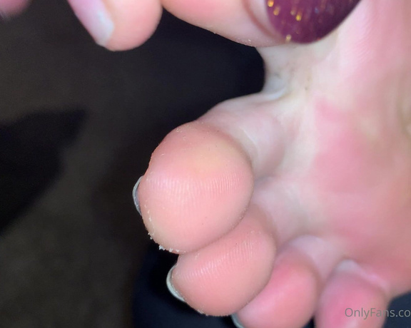 Freckled Feet aka Freckled_feet OnlyFans - Toe jam, anyone 2