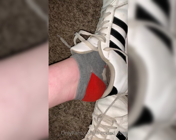 Freckled Feet aka Freckled_feet OnlyFans - These socks are for sale! I wore them the entire month of December for every single workouterrandday