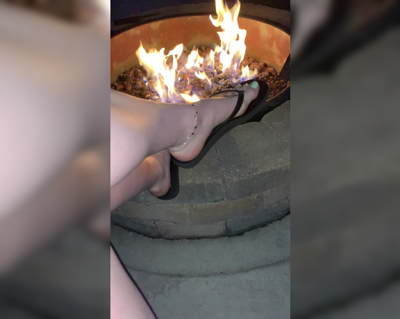 Freckled Feet aka Freckled_feet OnlyFans - Perfect night for a fire