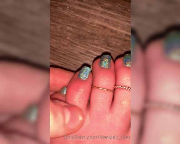 Freckled Feet aka Freckled_feet OnlyFans - Obsessed with this nail polish color!