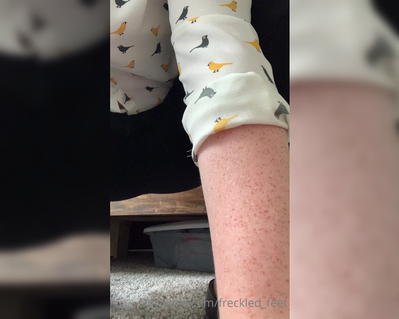 Freckled Feet aka Freckled_feet OnlyFans - After my first day at my new job, my feet were SWEATY from being in loafers all day This is gonna