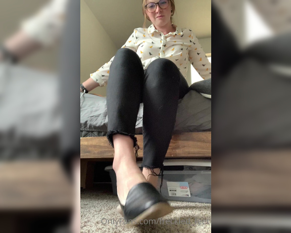 Freckled Feet aka Freckled_feet OnlyFans - After my first day at my new job, my feet were SWEATY from being in loafers all day This is gonna