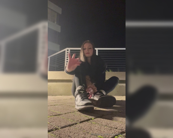 Becca Foxx Feet aka Sizeelevens OnlyFans - What would you do seeing this on your walk home A girl with her phone propped up recording herself