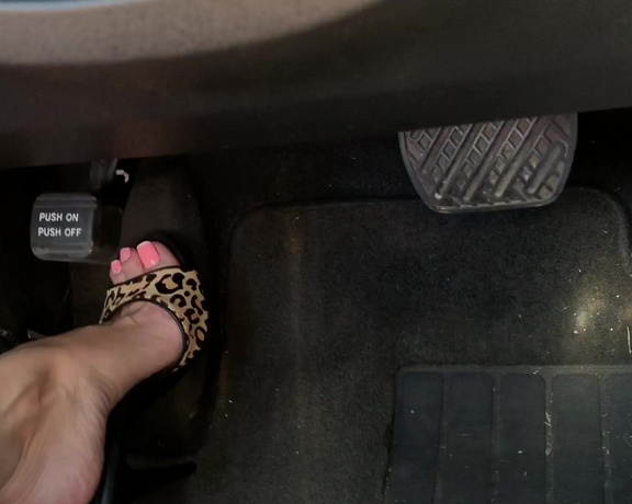 Crystal Inked aka Crystalinked OnlyFans - A peek at me driving If you were next to me in the vehicle, could you keep your eyes off my feet