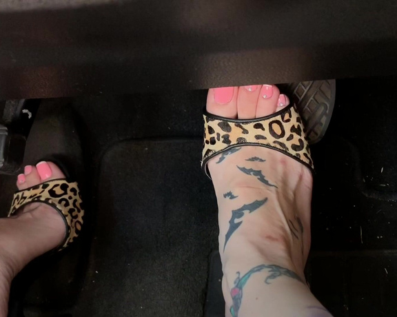 Crystal Inked aka Crystalinked OnlyFans - A peek at me driving If you were next to me in the vehicle, could you keep your eyes off my feet