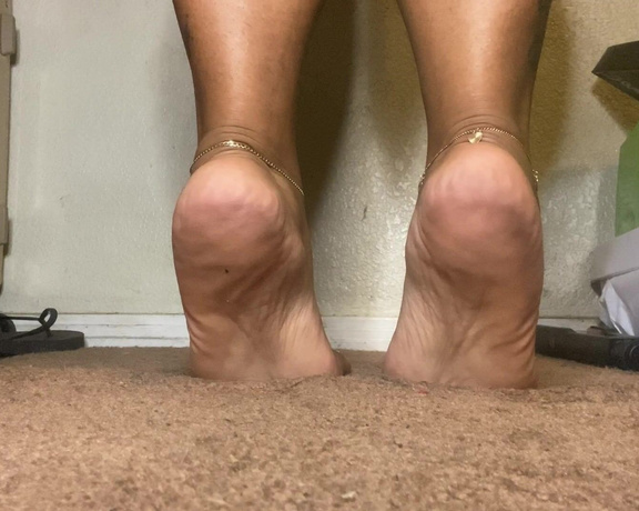 Dissa aka Dissatoes OnlyFans - Tippy toes