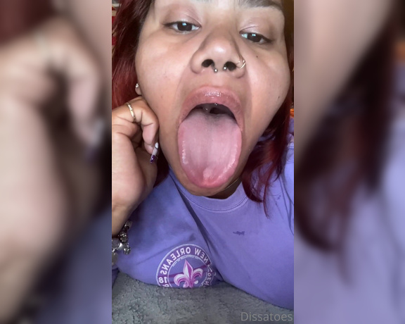 Dissa aka Dissatoes OnlyFans - Who likes some tongue action