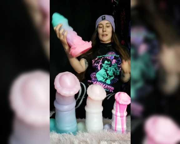 Lilijunex aka Lilijunex OnlyFans - Blep! Showing off some new toys I got this week!