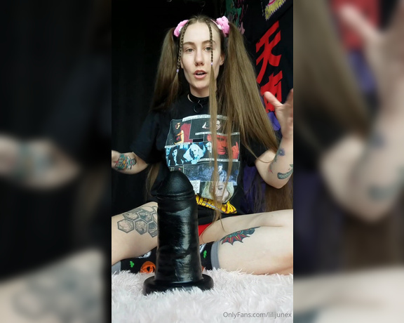 Lilijunex aka Lilijunex OnlyFans - Unboxing a couple new toys I got this past week Weve got L Mateo from Hankeys Toys and M Chance