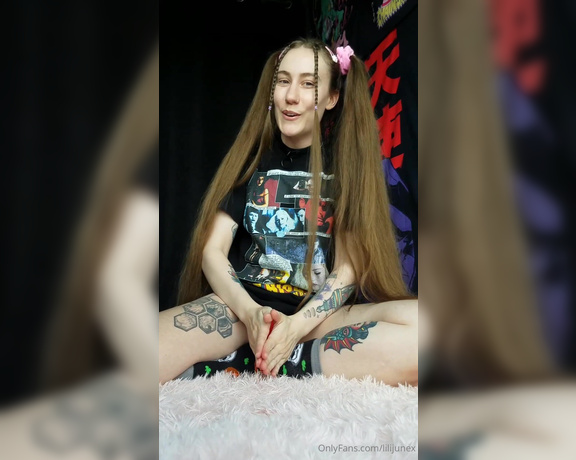 Lilijunex aka Lilijunex OnlyFans - Unboxing a couple new toys I got this past week Weve got L Mateo from Hankeys Toys and M Chance