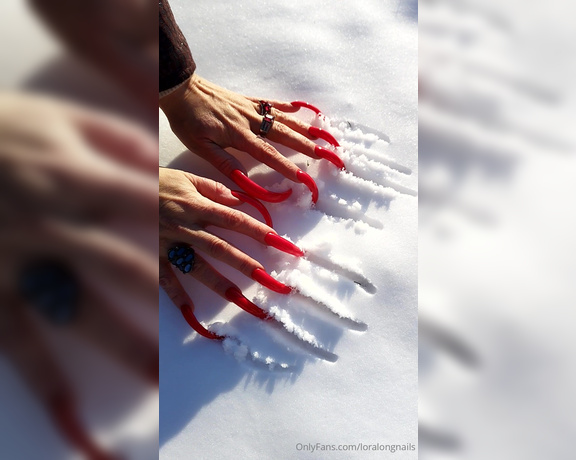 Lora Long Nails aka Loralongnails OnlyFans - Snow & Long RED Nails Wonderful white snow fell today Do you like