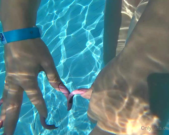 Lora Long Nails aka Loralongnails OnlyFans - Swimming in the pool with long toenails