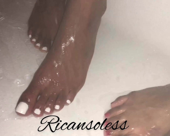 Mama Rican aka Ricansoless OnlyFans - Shower teaser with @feetbyci