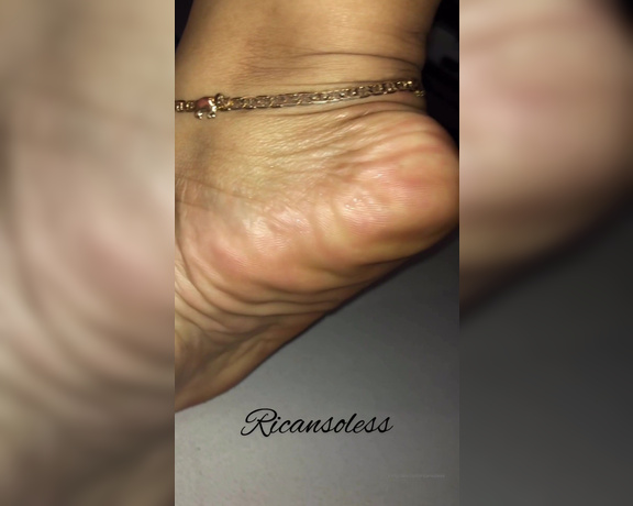 Mama Rican aka Ricansoless OnlyFans - Close up of my yellow French pedi Get lost in my soft wrinkly soles