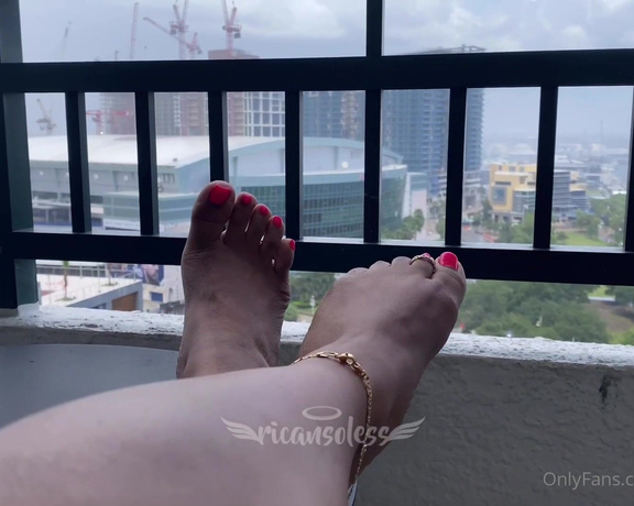Mama Rican aka Ricansoless OnlyFans - Tampa thunderstorm such a vibe I love a nice stormy day with tons of rainit’s so soothing