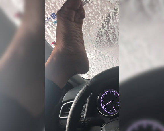 Mama Rican aka Ricansoless OnlyFans - Car wash tease