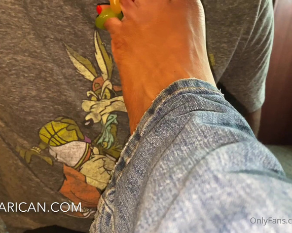 Mama Rican aka Ricansoless OnlyFans - Lifesavers & Toes Worship