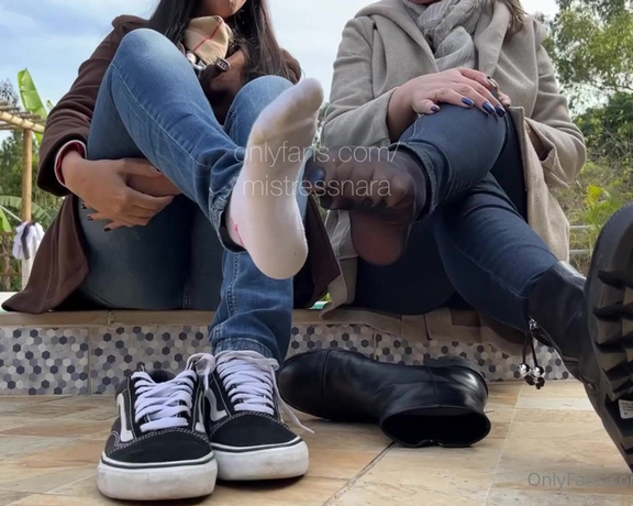 Mistress Nara Neveu aka Mistressnara OnlyFans - Me and my friend Goddess Grazi showing off our feet to the sound of good rock I know your dream w