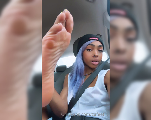 Zafeet aka Zafeetllc OnlyFans - Sexy feet with a sexy face to match