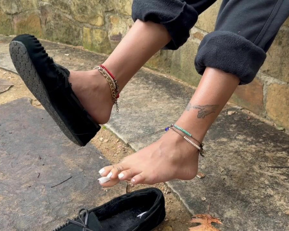 Zafeet aka Zafeetllc OnlyFans - Dangle in the park