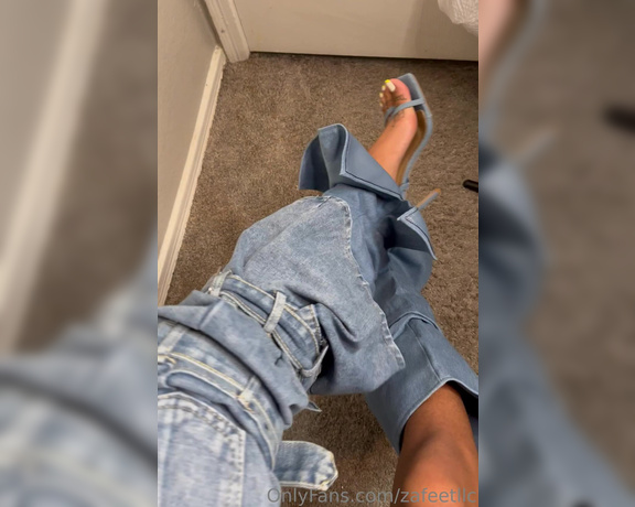 Zafeet aka Zafeetllc OnlyFans - Jean heels