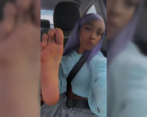 Zafeet aka Zafeetllc OnlyFans - Blue skies and Soft soles 2