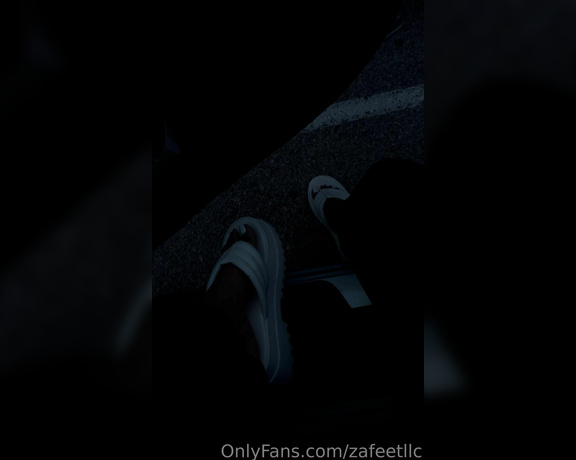 Zafeet aka Zafeetllc OnlyFans - White toes inside some sexy white sandals 5