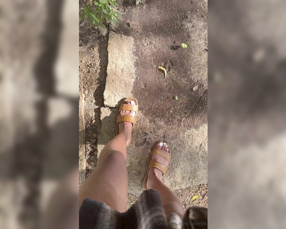 Zafeet aka Zafeetllc OnlyFans - Pretty park feet